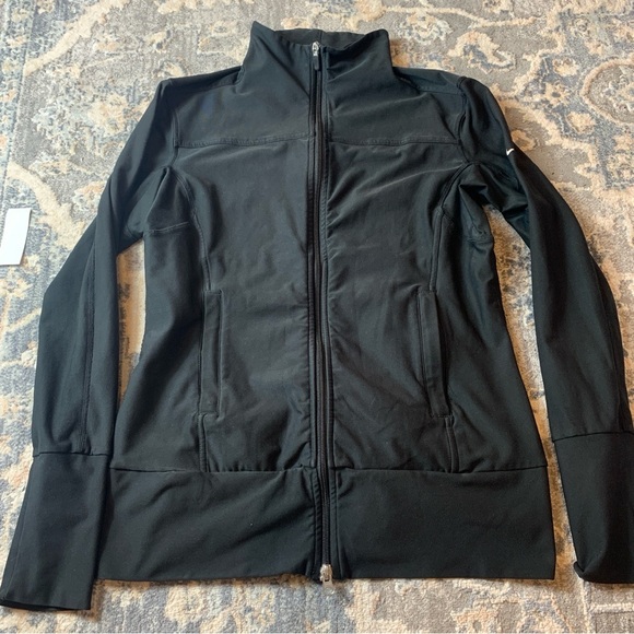 Women's Black Nike Jacket - Picture 1 of 4